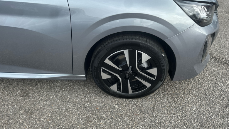 Peugeot 208 1.2 Hybrid 110 Allure 5dr e-DSC6 Petrol Hatchback